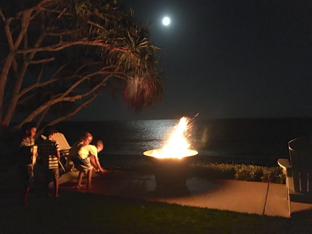 Zen Beach Retreat Hotel Bargara Exterior foto